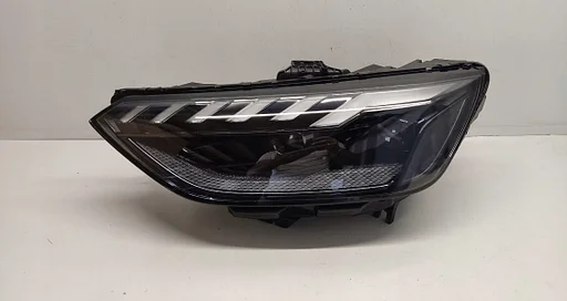 Audi RS4 B9 8W Facelift Matrix Led black koplamp links