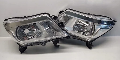 Nissan Navara 4 H4 koplamp links rechts