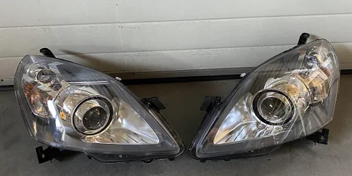 Opel Zafira B Bi Xenon koplamp links rechts