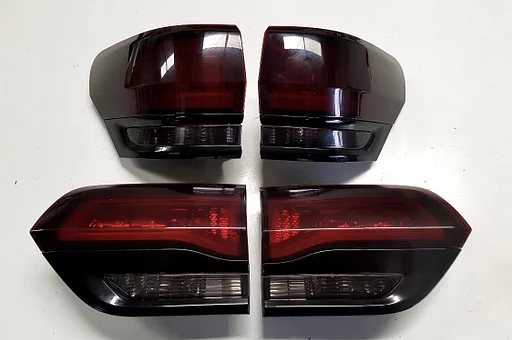 Jeep Grand Cherokee WK2 SRT achterlicht achterlichten Night Edition