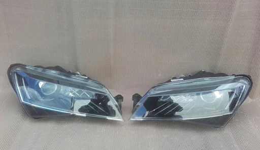 Skoda Superb Bi-Xenon LED koplamp koplampen links rechts