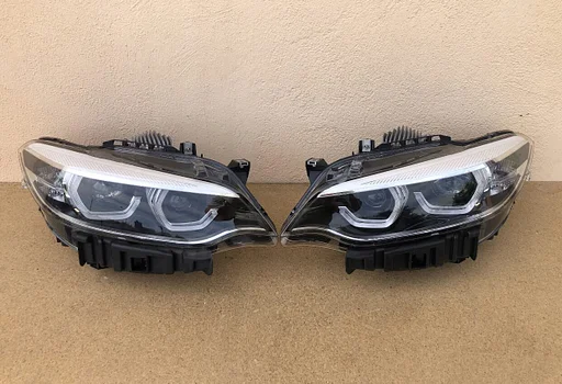 BMW 2 Serie F22 M2 facelift Adaptive LED koplamp koplampen links rechts