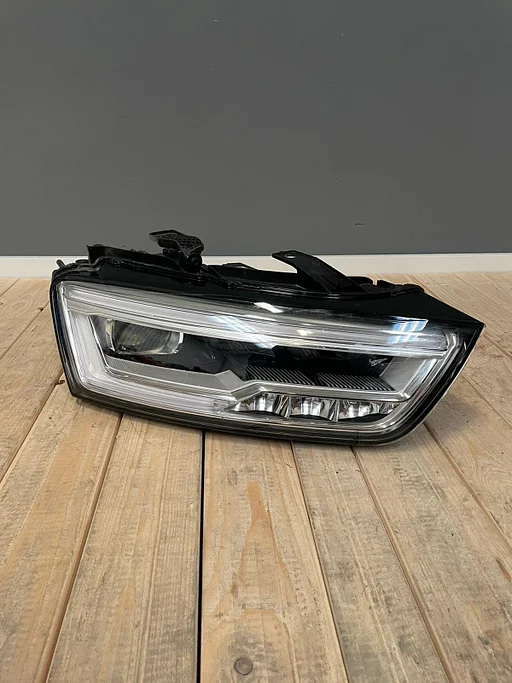 Audi Q3 8U facelift Full LED koplamp rechts