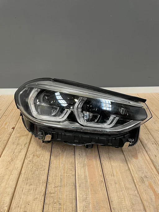 BMW X3 G01 Adaptive LED koplamp rechts