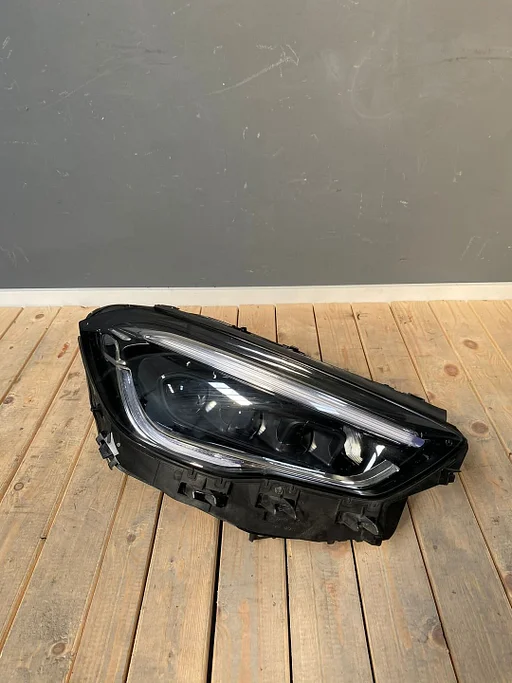 Mercedes GLA W247 Multibeam LED koplamp rechts