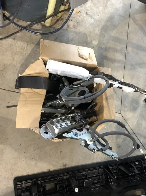 Achterbank landcruiser 150;5 drs   € 340