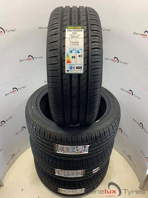 NIEUW 255/45ZR20 255/45R20 255/45 R20 ZR20 255/45/20 2554520
