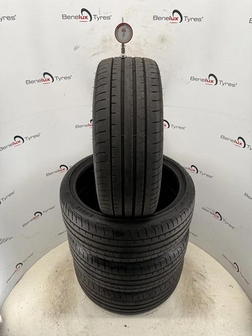 205/40R18 86W RSC Goodyear 205/40 R18 205/40/18 2054018 Mini
