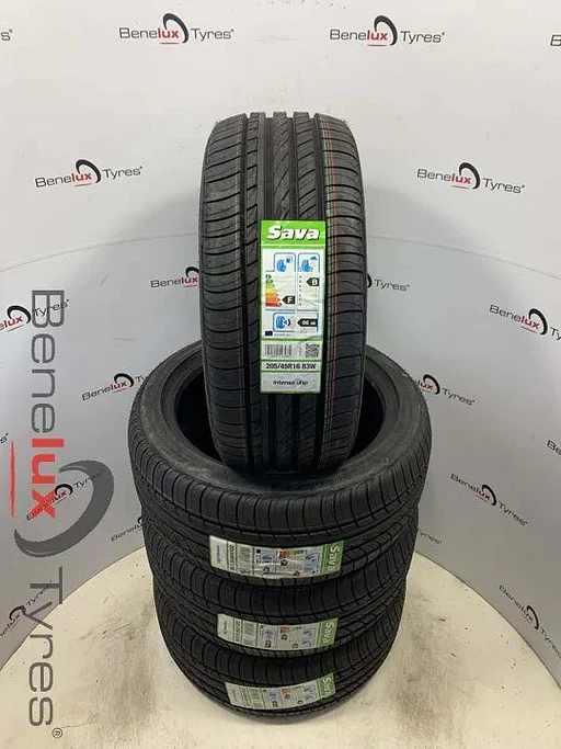 NIEUW 205/45R16 83W Sava UHP 205/45 R16 205/45/16 2054516