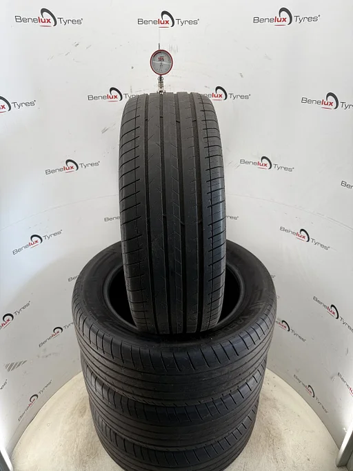 4x 225/55R18 102Y Vredestein 225/55 R18 225/55/18 2255518