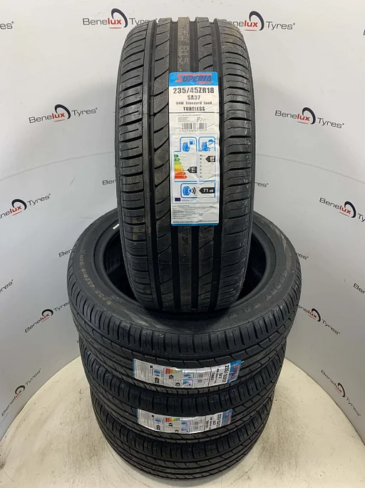 NIEUW 235/45ZR18 235/45R18 235/45/18 235/45 ZR18 R18 2354518