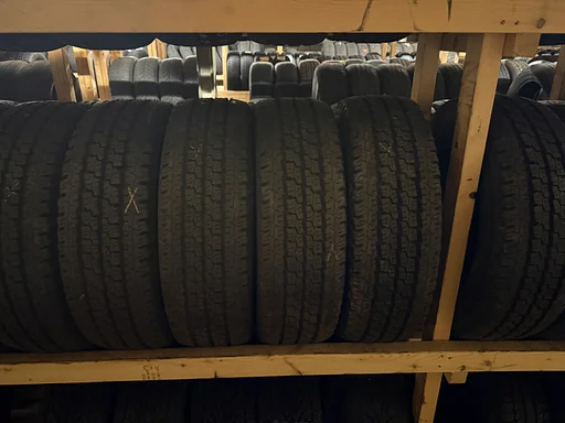 205/70R15c Michelin 205/70R15 205/70/15 205/70 R15 2057015