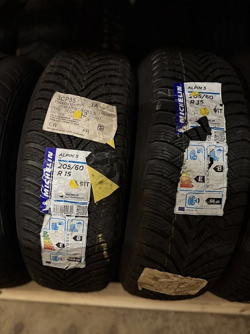 nieuw winter 205/60R15 Michelin 205/60 R15 205/60/15 2056015