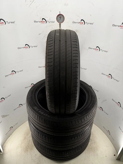 205/55R19 205/55 R19 205/55/19 2055519 Citroen C5 Peugeot DS