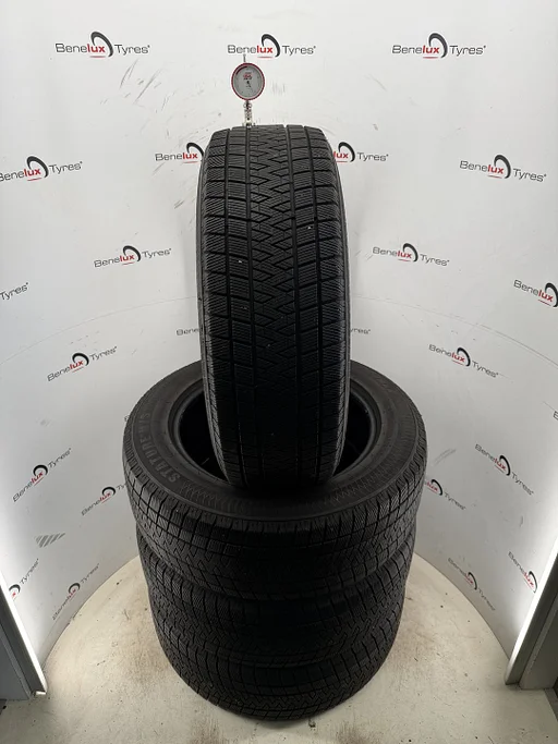 winter 235/60R18 Gripmax 235/60 R18 235/60/18 2356018 snow