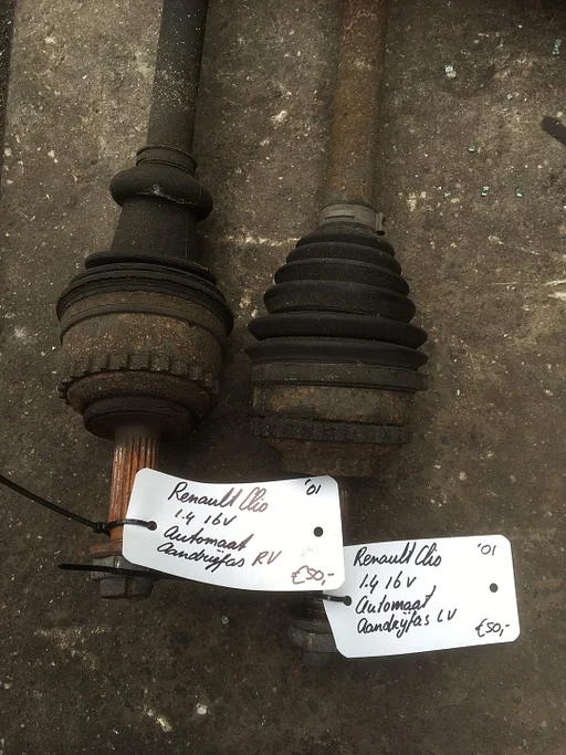 Renault clio 1.4 16v automaat aandrijfas  rechtsvoor