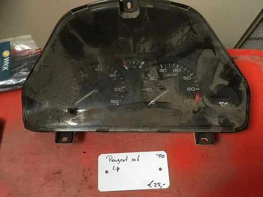 Peugeot 106 1.4 km tellerklok 2000