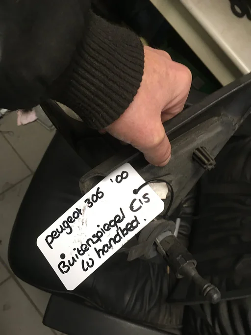 Peugeot 306 2000 spiegel links handbediend