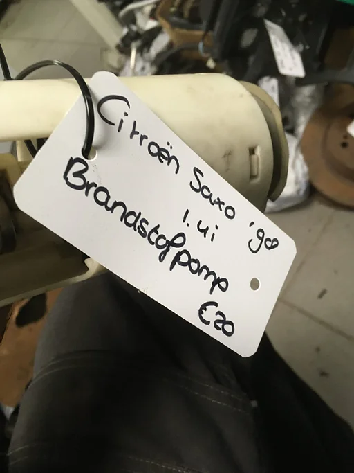 Citroen saxo 1.4i 1998 brandstofpomp