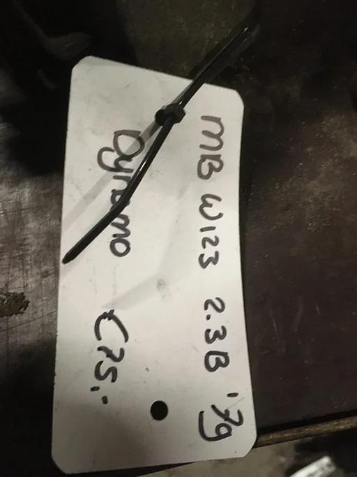 Mb W123 2.3 benzine 1979 - 1983 Dynamo