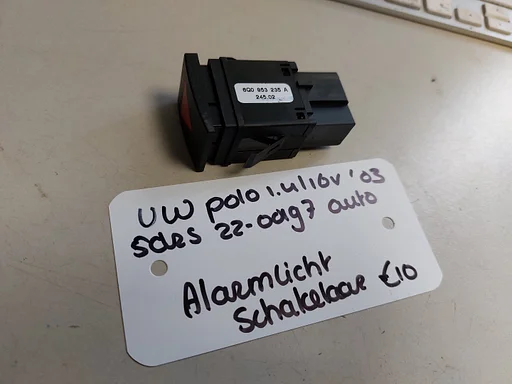 VW Polo 5drs 1.4/16v Alarmlichtschakelaar '03
