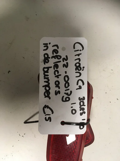 Citroen C 1  reflector in bumper 2010