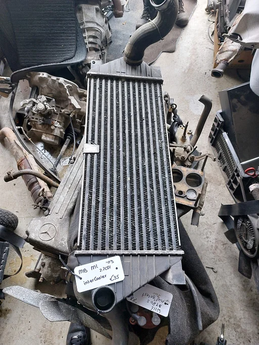 MB ML 2.7CDI intercooler '03