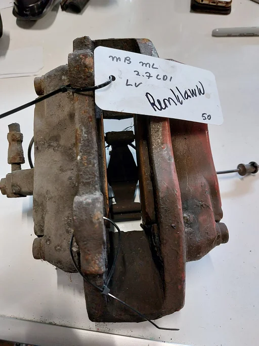 MB ML 2.7cdi remklauw lv '04