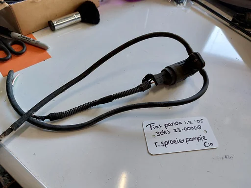 Fiat Panda 5drs 1.3B ruitensproeierpompje '05