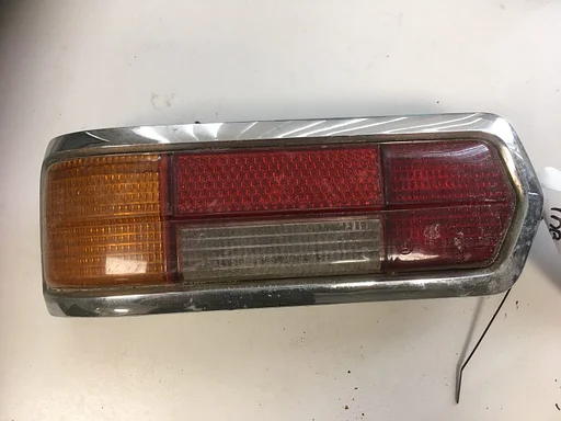 Mercedes w108 bouwjaar 1968  Achterlicht Links of Rechts