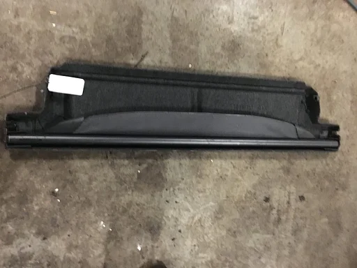 Volvo V40 2002 Hoedeplank met rolhoes