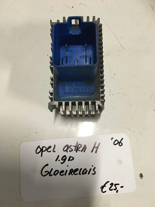 Opel Astra H 1.9 D 2006 Gloeirelais