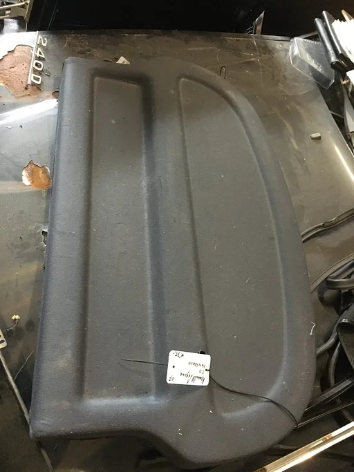 Renault Laguna 2.0  16v HB 2007 Hoedenplank