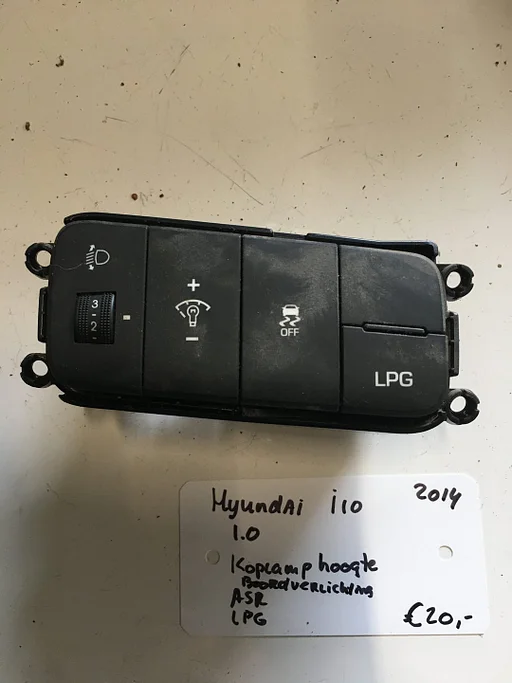 Hyundai i 10 1.0 2014 Hoogte regeling koplampen Binnenverlichting sterkte regelaar , ASR schakelaar , Gas LPG schakelaar Origineel hyundai