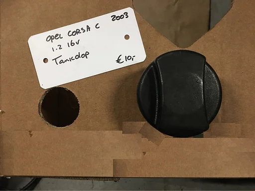 Opel corsa c tankdop