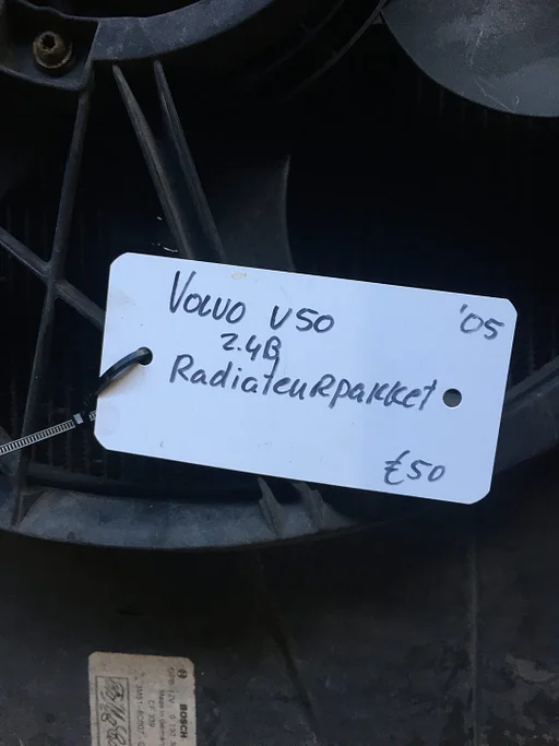 Volvo V50 2.4 benzine (airco) 2005 Radiateur pakket met koelvin en motor