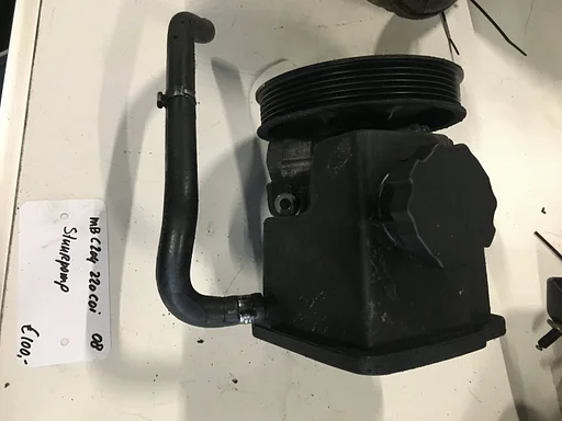 Mercedes c204 220cdi 2008 stuurpomp