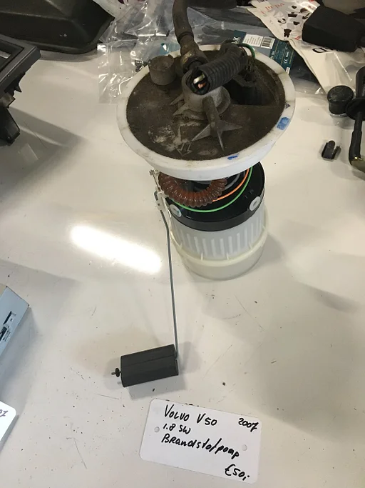 Volvo V50 1.8 SW  2007  Brandstofpomp