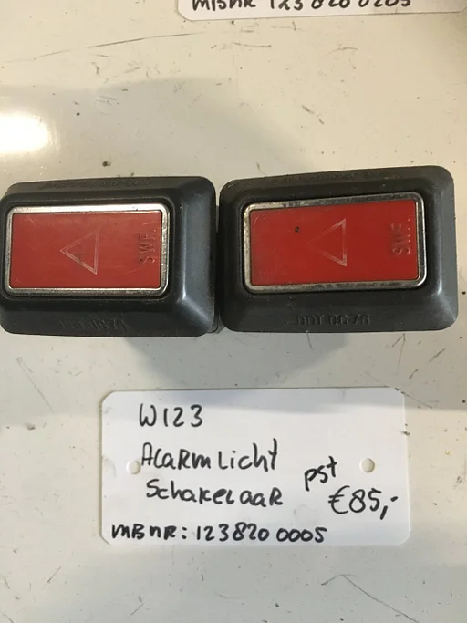 Mercedes W123 Alarmlichtschakelaar