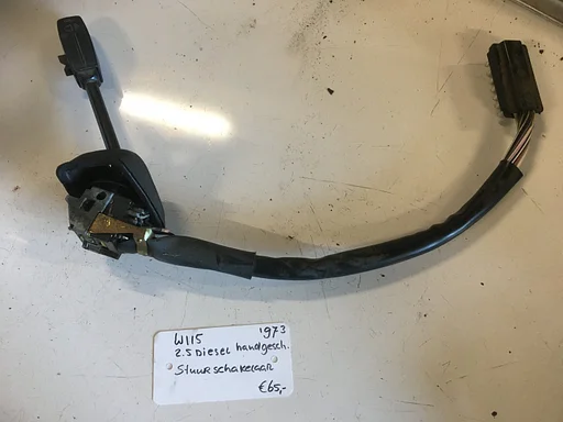Mercedes W115 2.5 diesel 1975 automaat Richtingaanwijzer combischakelaar
