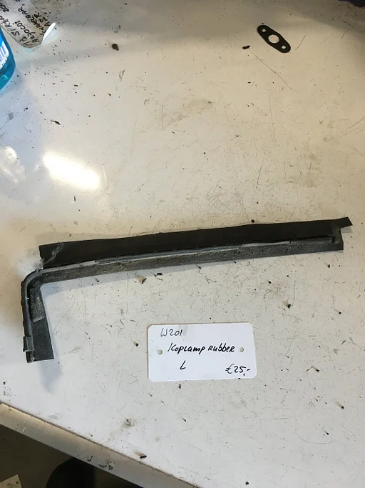 Mercedes W201 Koplamp Rubber Links