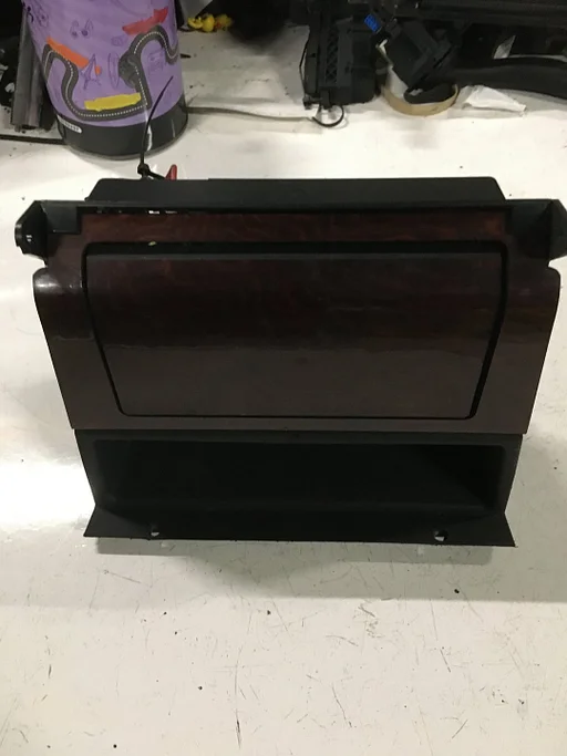 Mercedes C klasse 1997 Asbak