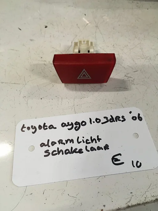 Toyota Aygo 1.0   3 drs 2006  Alarmlichtschakelaar