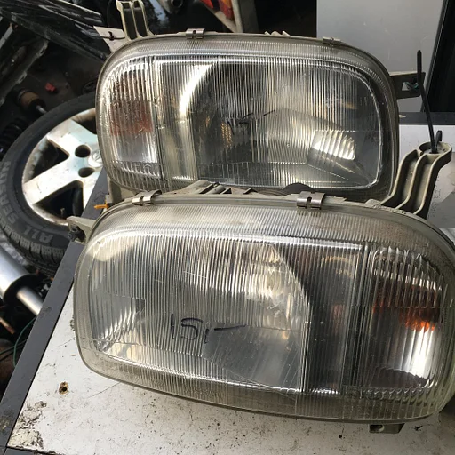 Nissan Micra 1995 Koplamp Rechts