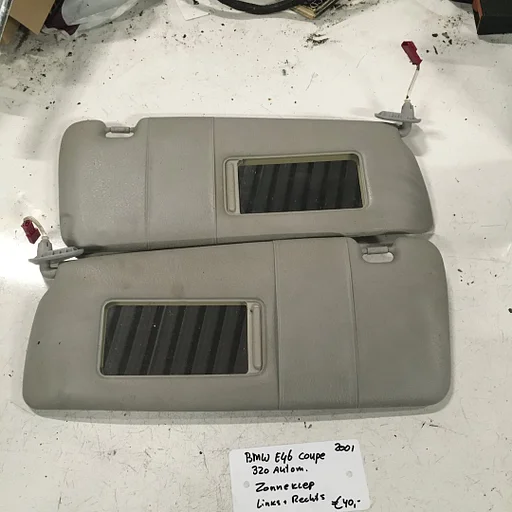 BMW E46 320 Coupe 2001  Zonnekleppen Links + Rechts