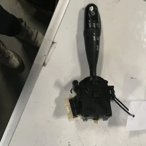 Suzuki Splash 2008     Richtingaanwijzer combischakelaar