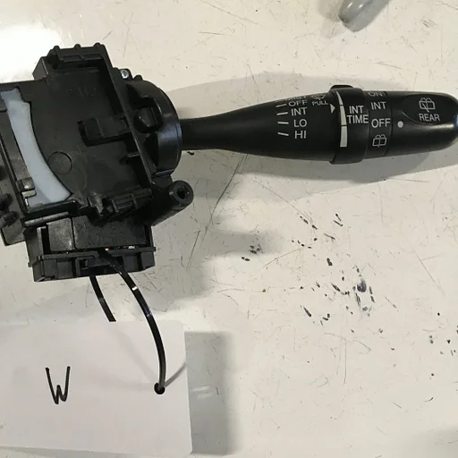 Suzuki Splash 2008 Ruitenwisserschakelaar