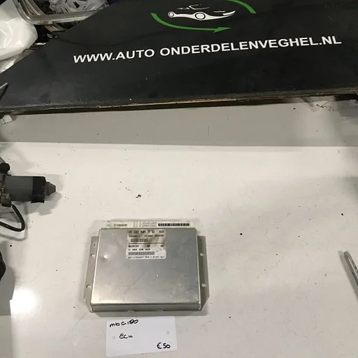 Mercedes C180 ECU 022 545 71 32