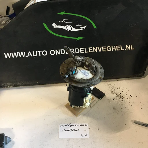 Hyundai Getz 1.3 3drs 2004 Wagennr 2500003 Brandstofpomp 31110-1C000