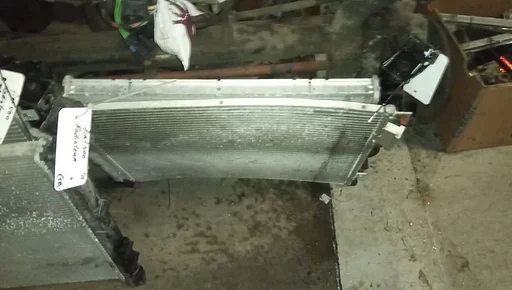 Radiateur zonder airco condensor  fiat 500